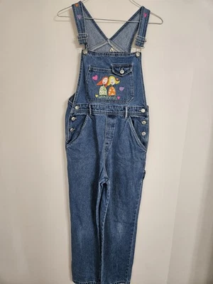 Mono vaquero azul bordado con babero Best Friends talla 12 de Rachel's para niños y niñas Foto 1 de 4