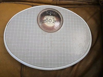 复古 Borg 模拟浴室秤,椭圆形,灰色 复古  — 第 1/4 张图片