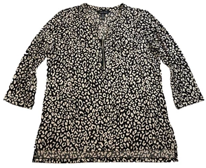 Ellen Tracy Womens Top Sz M Black Animal Print 1/4 Zip Stretch 3/4 Sleeve NWOT - Picture 1 of 12