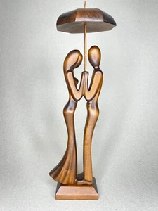 Hand carved wooden " Under Umbrella big " - Foto 1 di 8