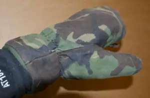 British Army DPM Camouflage Arctic Inner Mittens MKII Choose Size Required - Picture 1 of 5