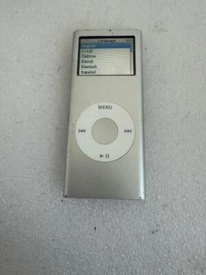 Apple iPod Nano A1199 2GB 2nd Generation Silver MA477LL/A - Image 1 of 4