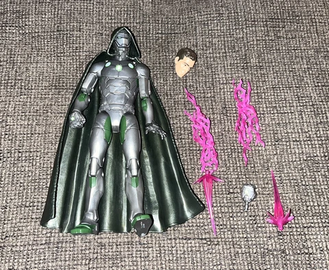 Marvel Legends Avengers Infamous Iron Man DOCTOR DOOM 6" Figure Walgreen's Cover