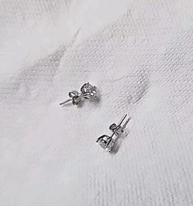 Earrings Crystal Studs On Sterling Silver 925 - Picture 1 of 4
