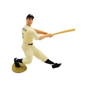 1989 Joe DiMaggio Starting Lineup Baseball Greats Figure "The Yankee Clipper" - Picture 1 of 8