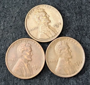 1935 D (3 Coins) Lincoln Wheat Pennies- Free Shipping - Picture 1 of 2