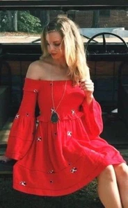 Vestido bordado Free People "Counting Daisies" PASSION KISS ROJO PEQUEÑO Nuevo - Imagen 1 de 3