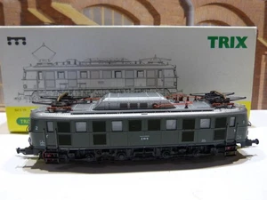 Trix 22105 E-Lok E19.11 DB         72/35 - Picture 1 of 5