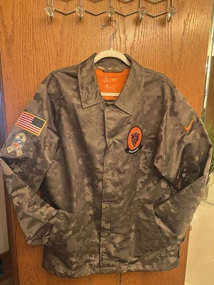 Chaqueta Camuflada Verde Nike Chicago Bears Salute To Service Talla Grande Nueva Sin Etiquetas Foto 1 de 4