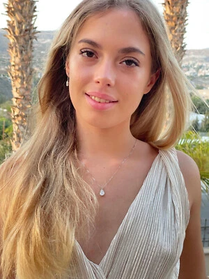 2 carat Diamond Pendant Necklace Pear Diamond Solitaire Mothers Day Jewelry 18kt - Image 1 of 4