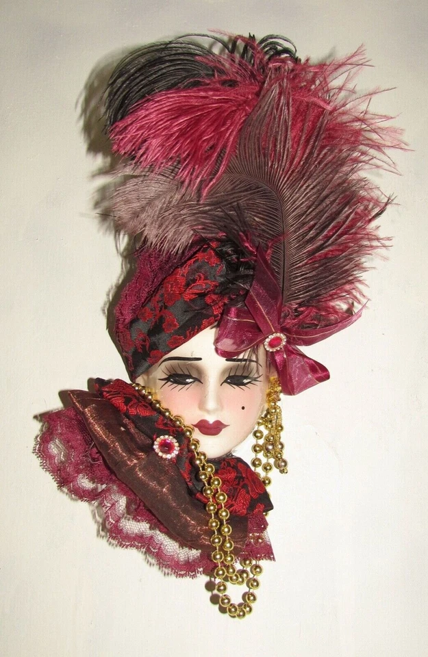 Unique Creations Small Lady Face Mask Wall Hanging Decor - NEW IN BOX - Image 1 of 1