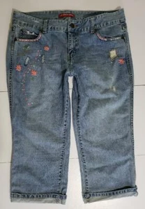 WOMENS JUNIORS US U S POLO ASSN EMBROIDERED FLOWERS CAPRI CROP JEANS 13 34 - Picture 1 of 1
