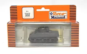 Roco Minitanks seconda guerra mondiale Stati Uniti M-4 A3 Sherman carro armato da battaglia principale medio NOS NUOVO CON SCATOLA - Foto 1 di 7