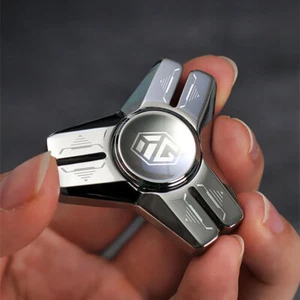 EDC Steel Heart Fidget Spinner Hand Spinner Fidget Toys ADHD Tool Stress Relief - Picture 1 of 8
