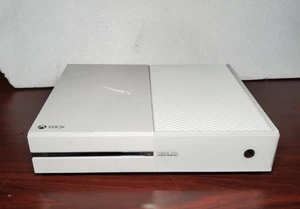 Consola Xbox One 500 GB Blanca - Hice este Equipo de Lanzamiento Edición 2013 ¡LEER! #69 - Imagen 1 de 9