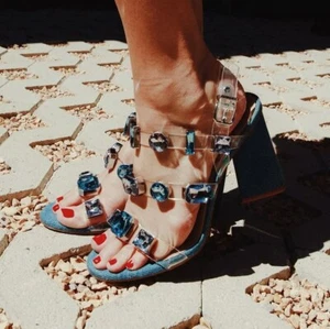 SANDALIAS Gianni Bini x DANNIJO Bianca Talla 7 Azul Denim Joya Embellecida NUEVAS - Imagen 1 de 12