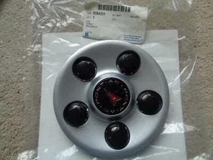 GENUINE GM 9594201 PONTIAC GRAND AM 2002 03 04 2005 WHEEL COVER CAP NOS OEM NEW - Picture 1 of 4