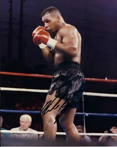 MIKE TYSON 8X10 SIGNED PHOTO BOXING PICTURE AUTOGRAPHED IN PERSON - Picture 1 of 1