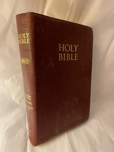 Holy Bible NJKV Giant Print References Nelson 334BG Leather 1992 - Picture 1 of 8
