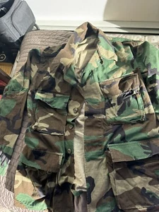US ARMY Woodland Camo Combat Official Military Uniform Small Short - Picture 1 of 6