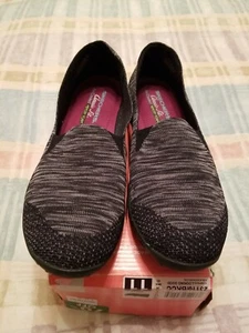 Skechers Empress Looking Good Slip On Women's 11 Memory Foam Black /Gray NIB - Picture 1 of 7