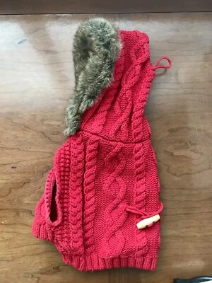 Suéter de malha de cabo para cachorro LANDS END tamanho XS casaco de algodão vermelho animal de estimação com capuz de pele sintética - Imagem 1 de 4