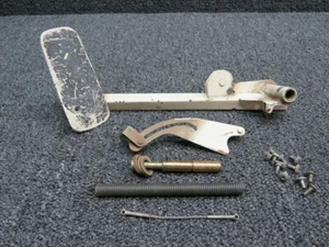 0741623-1 Cessna 210L Retractable Cabin Step Assembly - Imagen 1 de 9