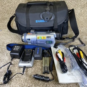 Sony Handycam Digital 8 DCR-TRV530 Camcorder W/Case & Extras - Tested/Works - Picture 1 of 20