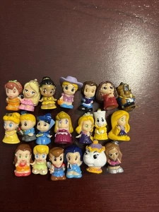 Disney Princess Squinkies Belle, Campanellino, La Bestia, lotto di 20 pezzi set - Foto 1 di 2