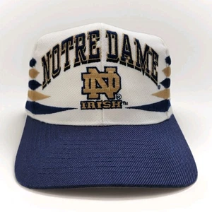 Vintage 90s Notre Dame Logo Athletic Diamond Cut Snapback Hat Embroidered Cap - Bild 1 von 14
