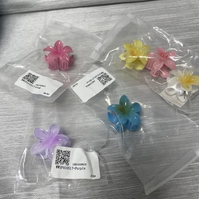Hawaiian flower hair clip For Kids Or Adults 6ct - Image 1 of 4