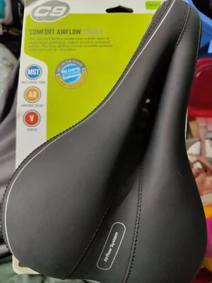 Cloud-9 Unisex Cut Out Bicycle Comfort Seat Airflow Relief Channel Black - Image 1 of 4