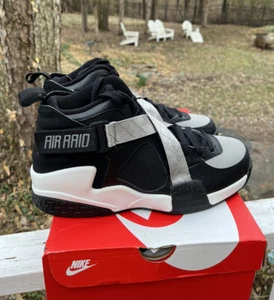 Nike Air Raid OG Negro Gris (2020) Para hombres Talla 10.5 Tim Hardaway Oakland Raiders - Imagen 1 de 9