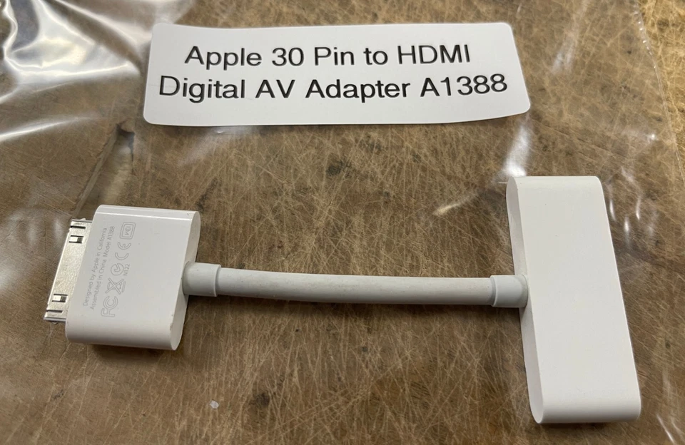 Apple 30 Pin to HDMI Digital AV Adapter A1388 - Image 1 of 1