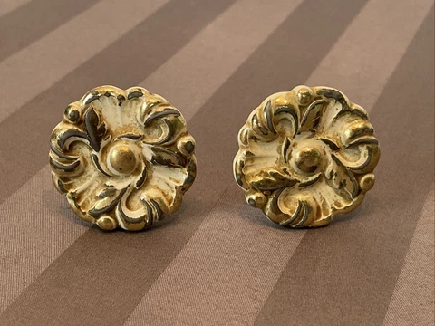 2 Vintage Gold/White Round Drawer Knob Pulls Floral Design-1  1/2” Cover