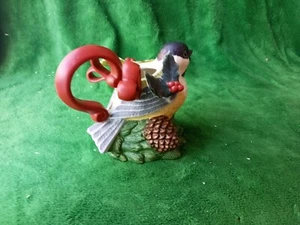 Lenox Winter Greetings CHICKADEE CREAMER FIGUR Originalkarton - Bild 1 von 7