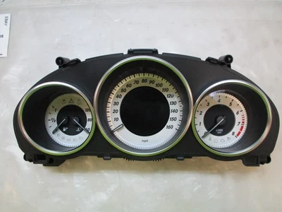 Mercedes E300 E350 E550 2014 velocímetro panel 104 k OEM LKQ Foto 1 de 4