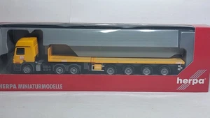 Herpa 152907 MB Actros L02 Teletrailer " Max Bögl" 1/87 (25/50) - Picture 1 of 1