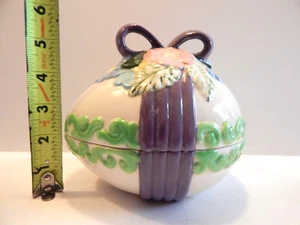 Vintage Ceramic Easter Egg Shaped Candy Dish Hand Painted Glazed - Picture 1 of 11