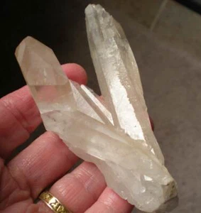 Corinto Golden Quartz Cluster - Brazil xt301 - Picture 1 of 4