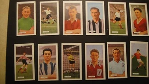 NATIONAL SPASTICS SOCIETY FAMOUS FOOTBALLERS SET OF 24 SPURS LIVERPOOL MAN U - Picture 1 of 4