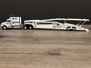 DCP 1:64 Scale IH Cab w/ Speccast 31577 Miller Industries Car Carrier