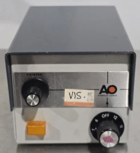 Fuente de alimentación microscopio lámpara halógena de tungsteno AO American Optical 1138 - Imagen 1 de 2