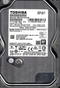 DT01ACA100, AAD BA21/810 HDKPC03D0A06 S TOSHIBA SATA 1TB L1F 2017 - Bild 1 von 2