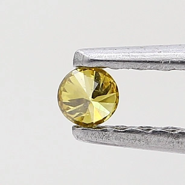 0.07 CT 2.5MM ROUND YELLOW COLOR DIAMOND BRILLIANT CUT DIAMOND NATURAL DIAMOND - Image 1 of 4