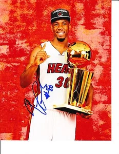 MIAMI HEAT NORRIS COLE SIGNED CHAMPIONSHIP TROPHY 8X10 - Picture 1 of 1