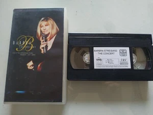 Barbra Streisand The Concert Live At Arrowhead Pond - VHS Cinta Ingles - Imagen 1 de 5