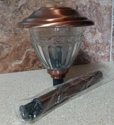 BRAND NEW Pack of 6 Copper Metal LED Solar Pathway Lights  6"w - Image 1 of 4