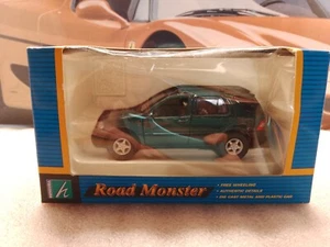 CARARAMA / HONGWELL ROAD MONSTER - MERCEDES-BENZ ML350 1:43 SCALE MODEL - Picture 1 of 3