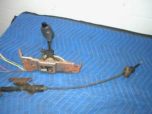 1985-92 Camaro Firebird Automatic OD Shifter Cable Mount Handle 700R4 Complete - Picture 1 of 7